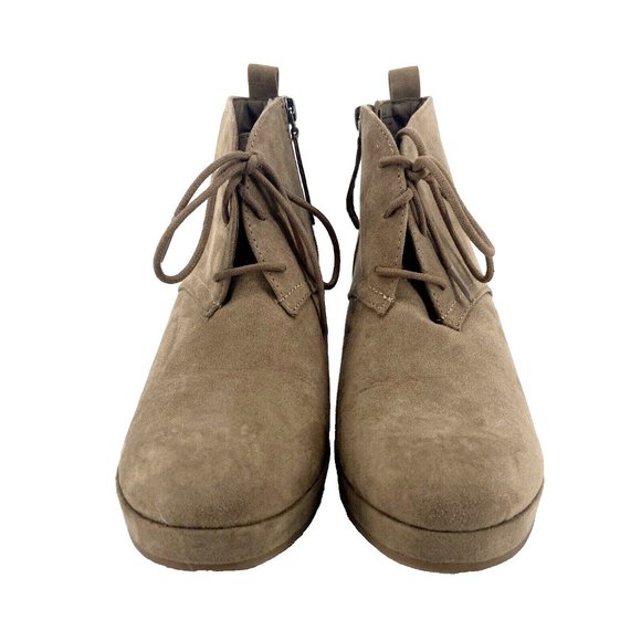 DV Dolce Size 9 Wedge Ankle Boots Booties Tan Taupe Side Zip Tie-up Faux Suede - Picture 2 of 11